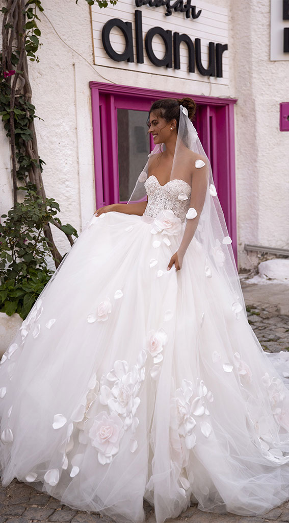 Oksana Mukha Wedding Dresses
