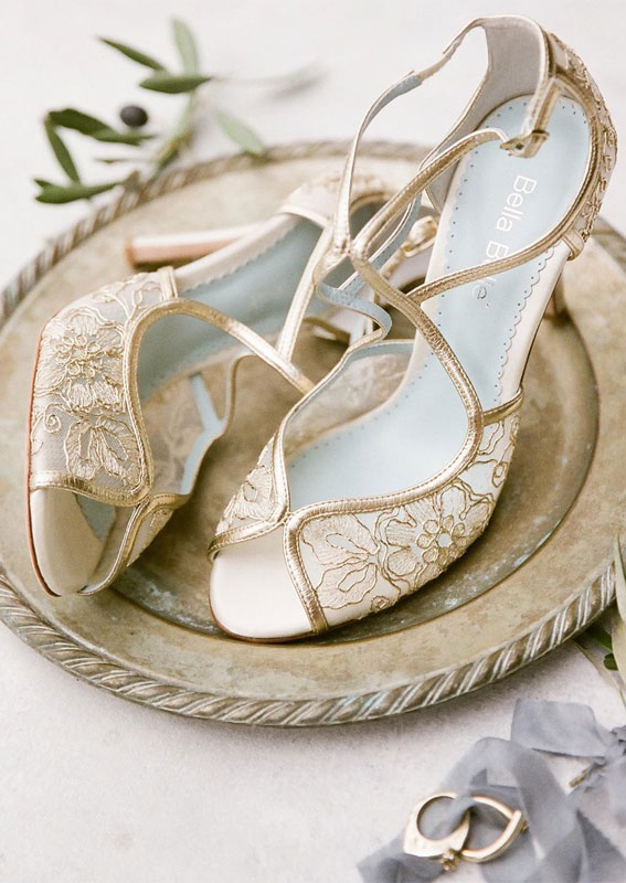 wedding shoes, wedding shoes low heel, wedding shoes block heel,  bridal heels, pump bridal shoes, pump wedge shoes, pump wedding shoes, best wedding shoes 2020, gold wedding shoes, 