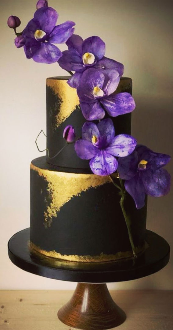 black wedding cake with gold roses, black and gold wedding cake , black and gold marble wedding cake , black wedding cake