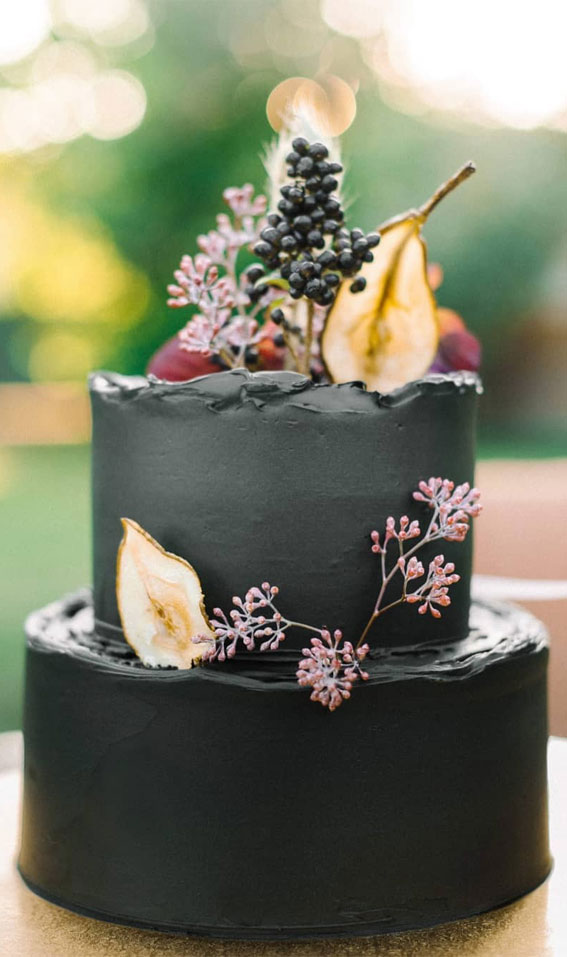 black and gold wedding cake , black and gold marble wedding cake , black wedding cake