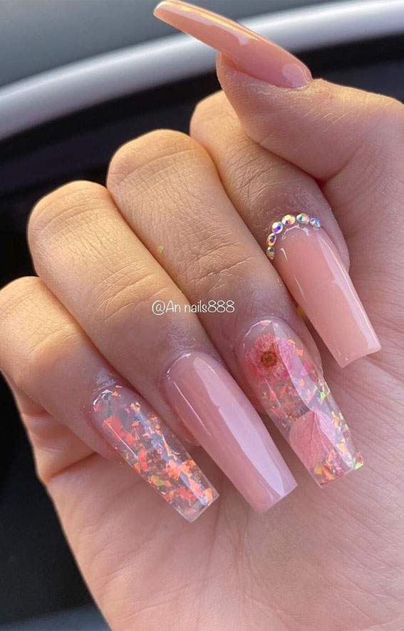 bridal nails, butterfly nails design, wedding nails, pink nails, pink wedding nails, butterfly nail art ideas