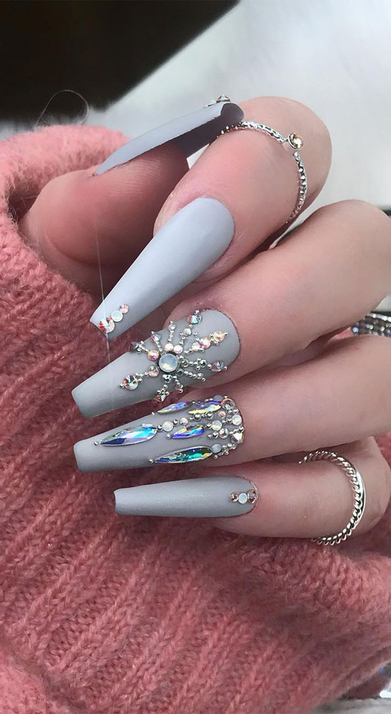 blue grey winter nails, winter nail ideas, winter nails design, winter nails 2020