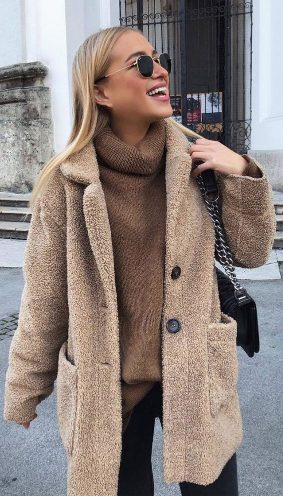 teddy jacket, teddy coat, layered clothing style, layer clothes outfit, layer clothes ideas, layering ideas, winter layered outfit ideas, fall layered clothes