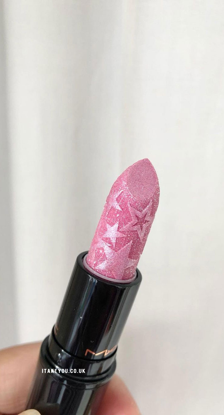 kiss of stars mac lipstick, kiss of stars, starring you collection, kiss of star holiday collection, kiss of stars mac lipstick name, kiss of stars mac lipstick shade #maclipstick
