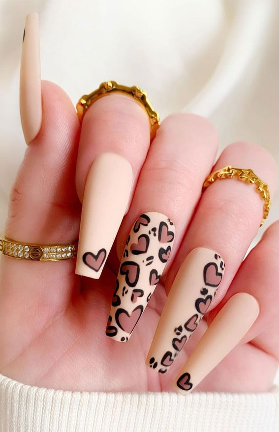 heart-shaped leopard nails, brown heart valentines nails, valentines nails 2021, brown heart nude nails, nail art designs 2021, valentine's day nail ideas, valentines nails 2021, valentines nail designs 2021