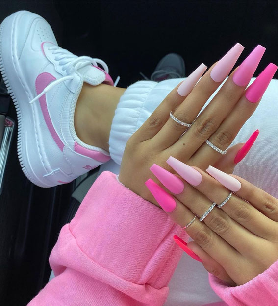 gradient pink nails, ombre pink nails, white sneakers, white nike air force one, nike air force one