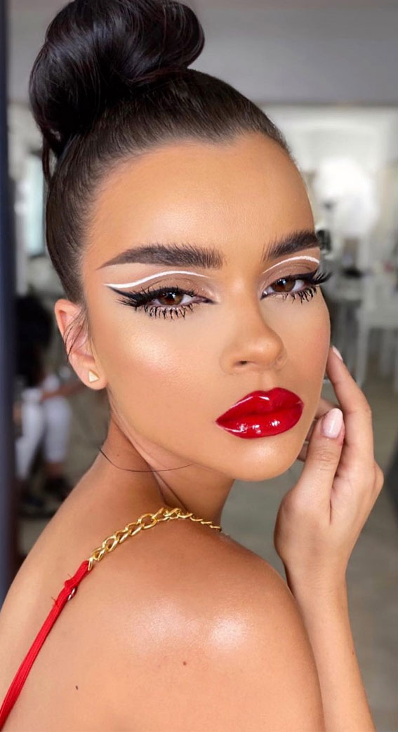 10 The Perfect Makeup with Red Lipstick Ideas