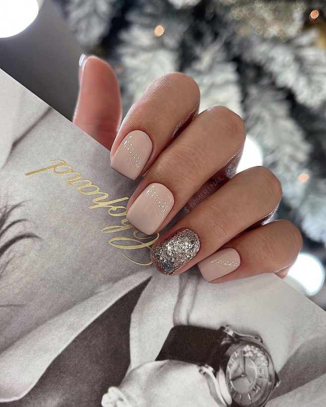 nude nails with glitter, classy nude nails, short nail art designs 2022