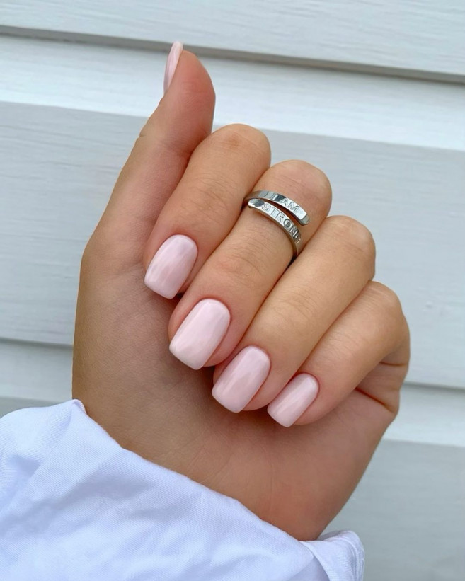 simple nude pink nails, spring nail designs 2022, spring nude nails