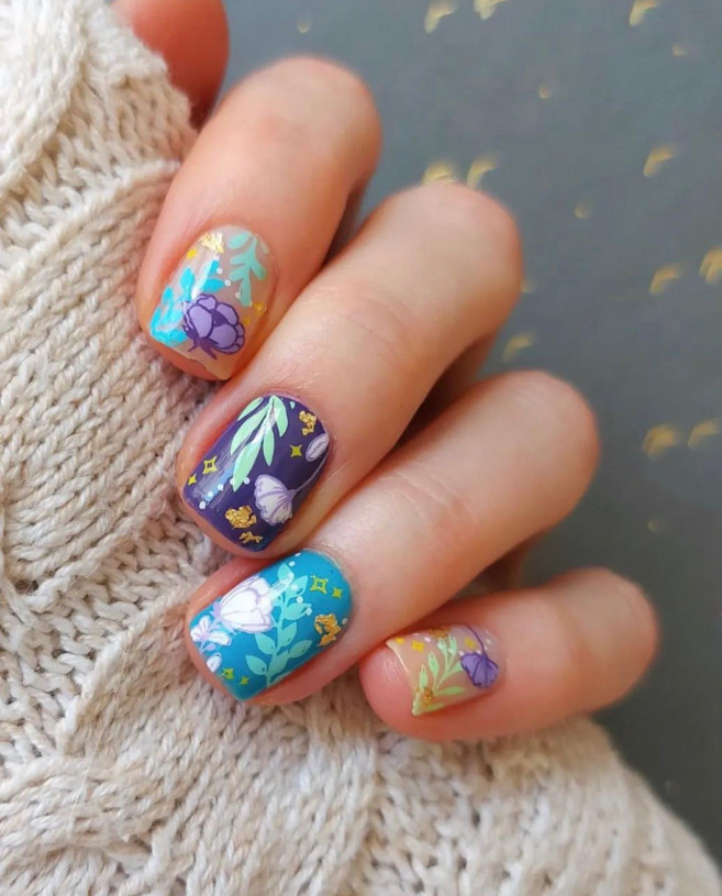 30 Cute Easter Nail Designs 2022 : Cute Floral Short Nails