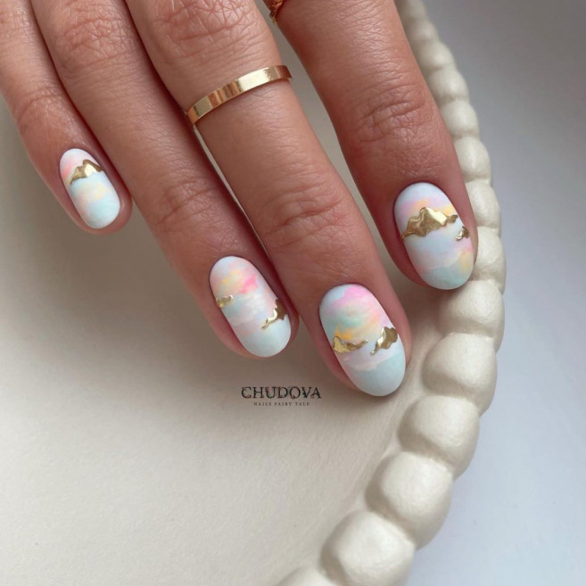 30 Cute Ways To Wear Pastel Nails : Gold and Pastel Cloud Nails