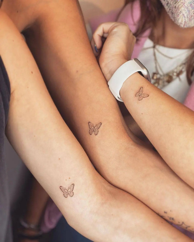 tiny butterfly tattoos