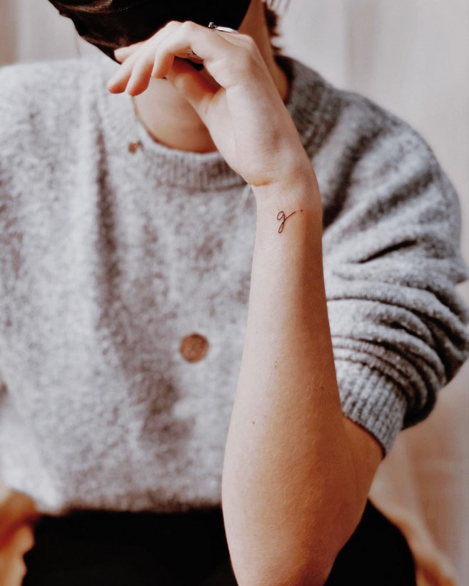 small tattoos on wrist, small tattoos on wrist with meaning, wrist tattoos for ladies, meaningful wrist tattoos, small tattoo ideas on wrist , female wrist tattoos with names, female side wrist tattoos ideas, small tattoos, small wrist tattoos for women, dainty tattoos on wrist