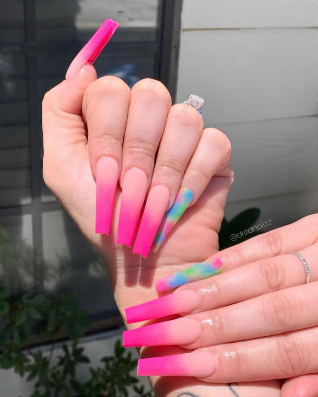 50 Trendy Pink Nails That’re Perfect For Spring : Ombre Hot Pink & Tie Dye Nails