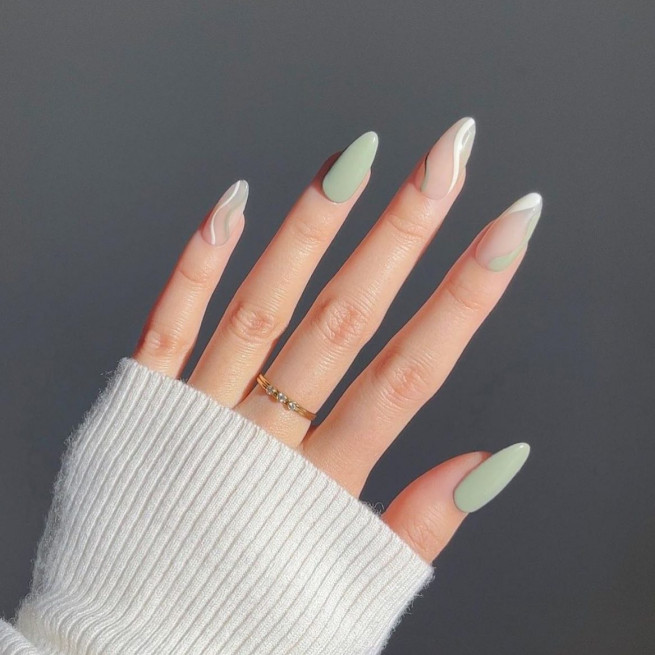 40 The Chicest Nail Art That You Need To Try Out : Sage & White Nail Art