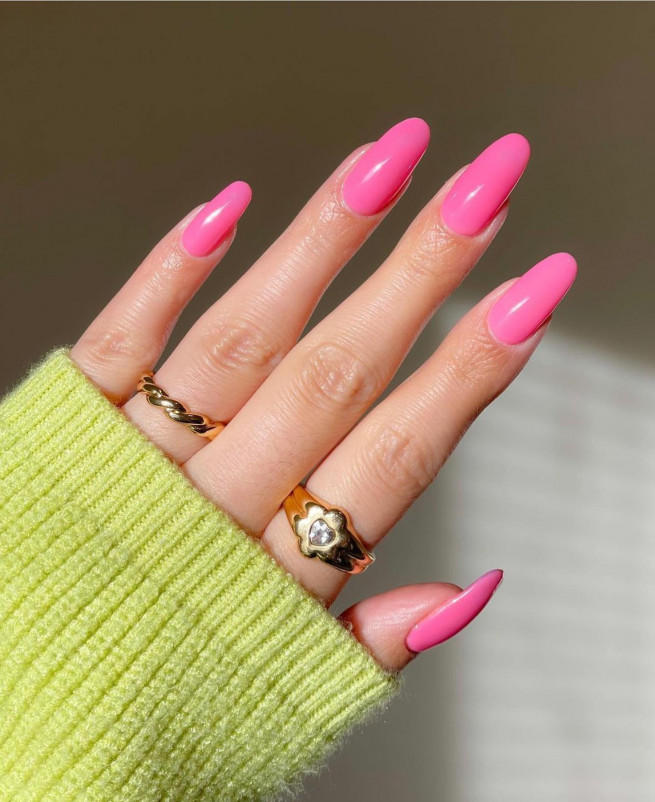 50 Trendy Pink Nails That’re Perfect For Spring : Strawberry Pink Nail Polish
