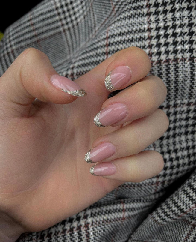 50 The Cutest Spring Nails Ever : Glitter French Tip Nails