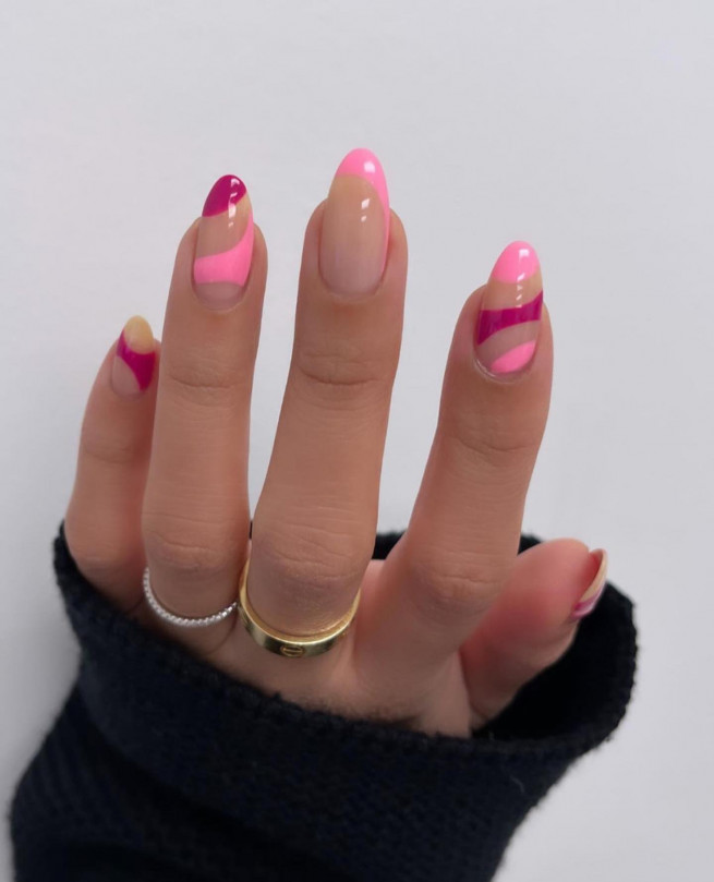 40 The Chicest Nail Art That You Need To Try Out : Pink Abstract Nail Art