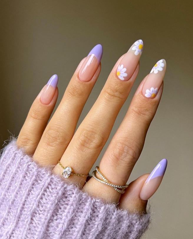 lilac french tip nails, spring nails 2022, spring nail ideas, pastel nails, floral nails, flower nail designs 2022, daisy nails, french tip nails, colored french tip nails