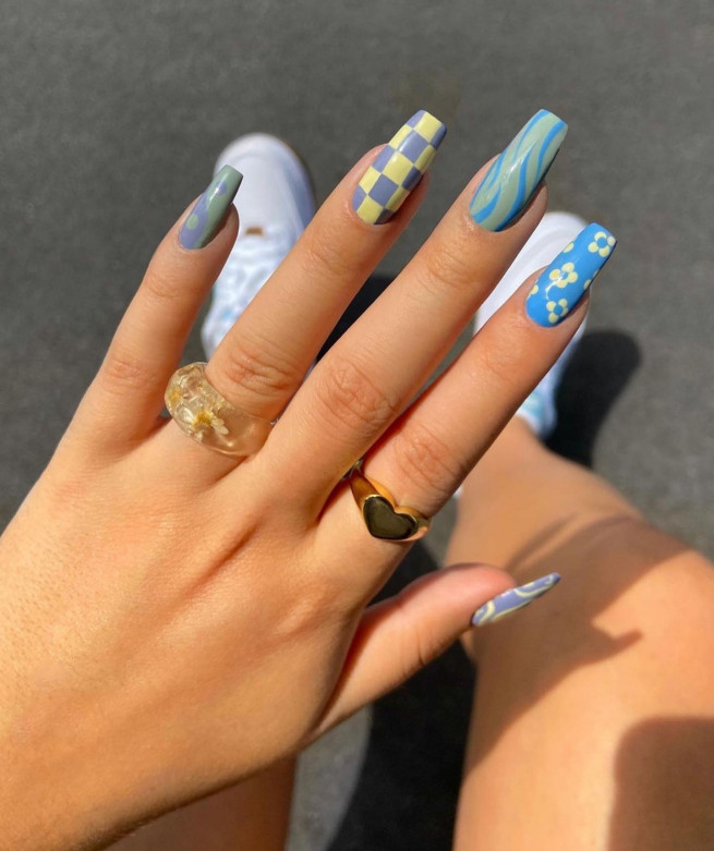 40 Cutest Summer Nail Designs in 2022 : Check, Daisy and Swirl Blue Nail Art  I Take You | Wedding Readings | Wedding Ideas | Wedding Dresses | Wedding  Theme