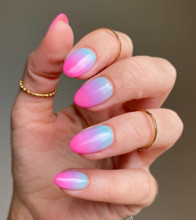 40 Cutest Summer Nail Designs in 2022 : Ombre Blue and Pink Nail Art