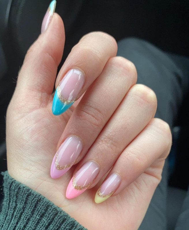 40 The Most Beautiful Easter Nails : Pastel French Tip Nails with Glitter Accents
