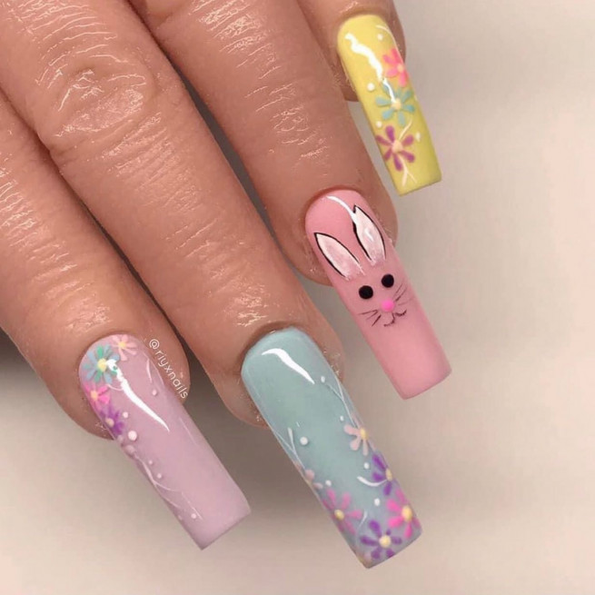 40 The Most Beautiful Easter Nails : Mixed Bunny & Flower Acrylic Nail Art