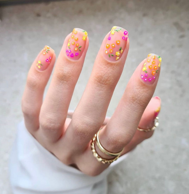 40 The Most Beautiful Easter Nails : Colourful Spring Flower Nail Art