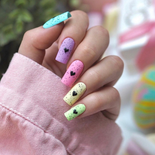 40 The Most Beautiful Easter Nails : Different Color Speckled Egg Nails with Black Heart I Take You