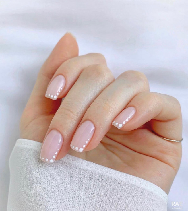 50 Best Wedding Day Nails for Every Style : White Dot Side French Short Nails