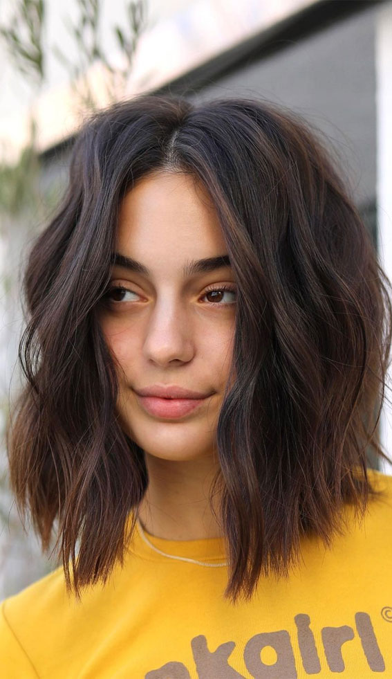 17 Shoulder-Length Hairstyles That'll Never Go Out Of Style