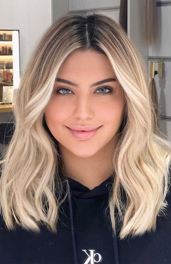 37 Best Blonde For Medium Length Haircuts : Vanilla Blonde Ombre