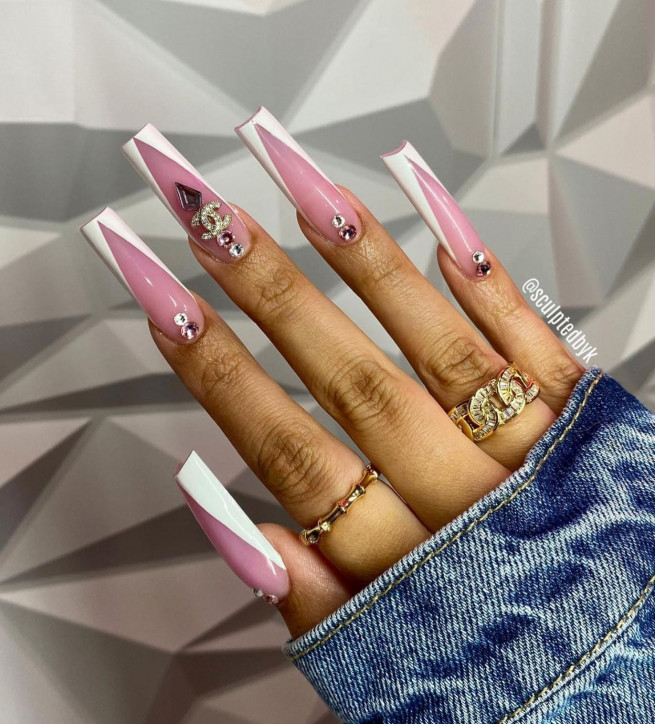 45 Best Prom Nails for 2022 : White V-French Nails with Chanel