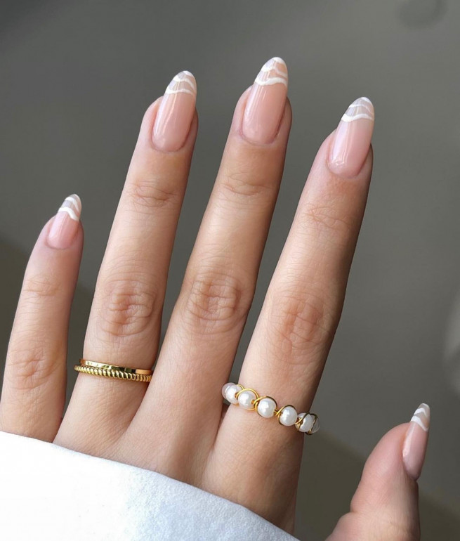 35 Nude Nails with White Details : White Wavy Tip Nails