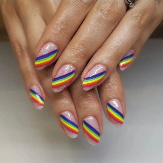 30+ Best Pride Nail Ideas That’ll Brighten Your Outfits : Simple Rainbow Nails