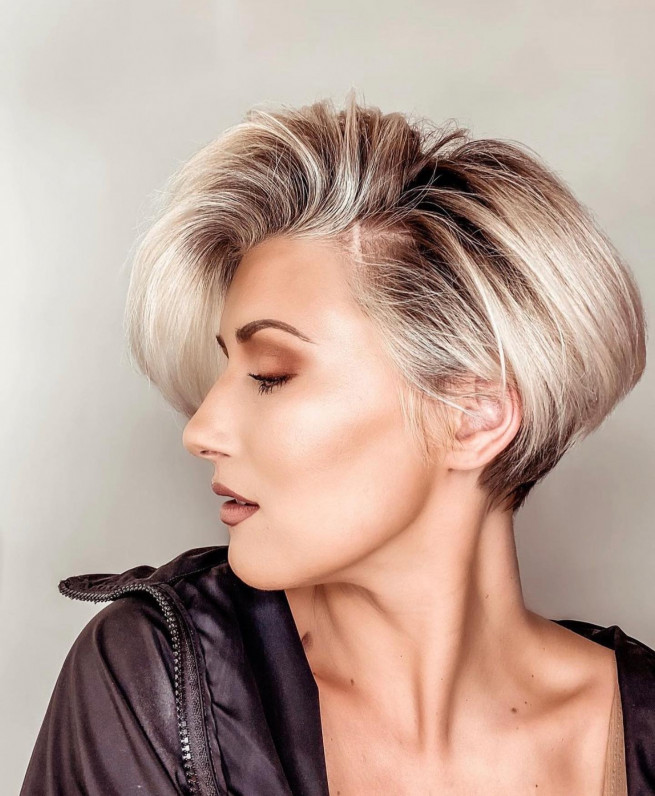 32 Best Bixie Haircuts & Colours 2022 : Dimensional Blonde Bixie Haircut