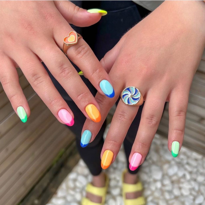 50 Cute Summer Nails 2022 : Two-Toned French Tip Nails