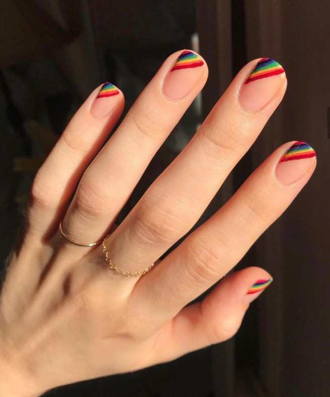 30+ Best Pride Nail Ideas That’ll Brighten Your Outfits : Rainbow Side French Short Nails