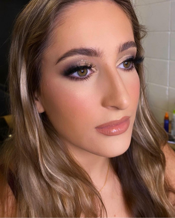 33 Best Graduation Makeup Looks : Smokey Eyes with Glitter Accents