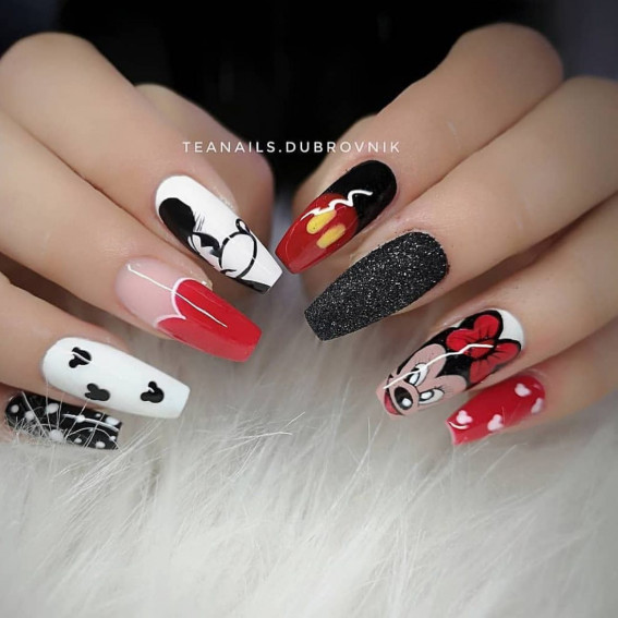 42 Mickey Mouse & Minnie Mouse Nails : Black, Red and White Nails