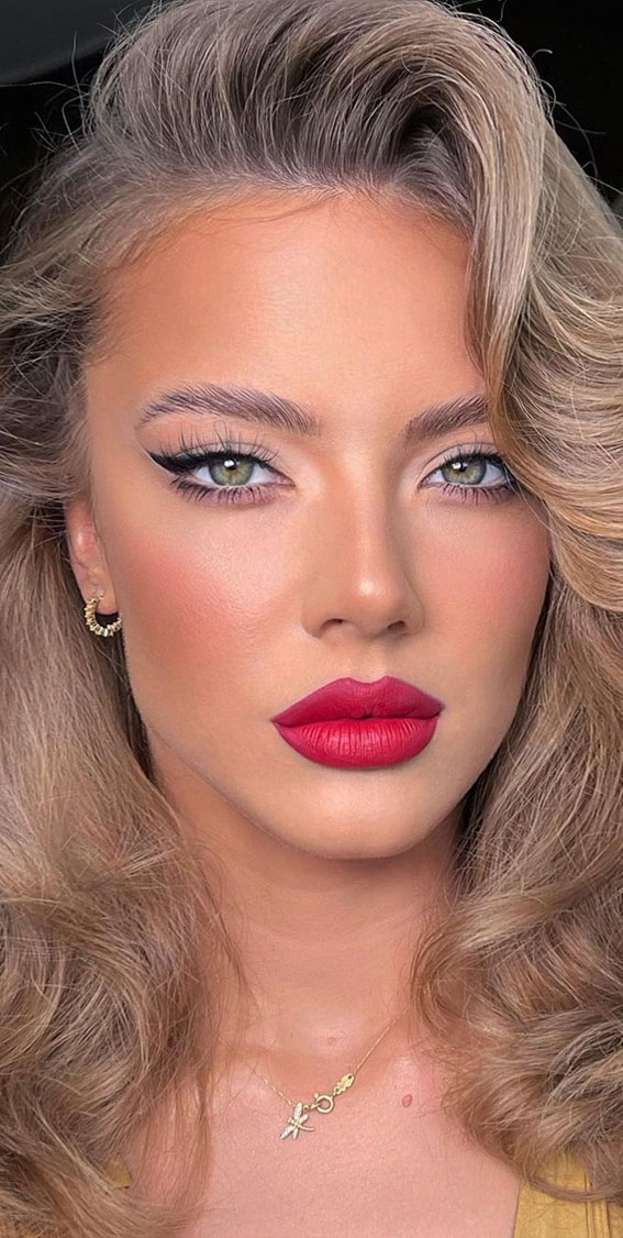 50 Gorgeous Makeup Trends to Try in 2022 : Hollywood Glam Makeup