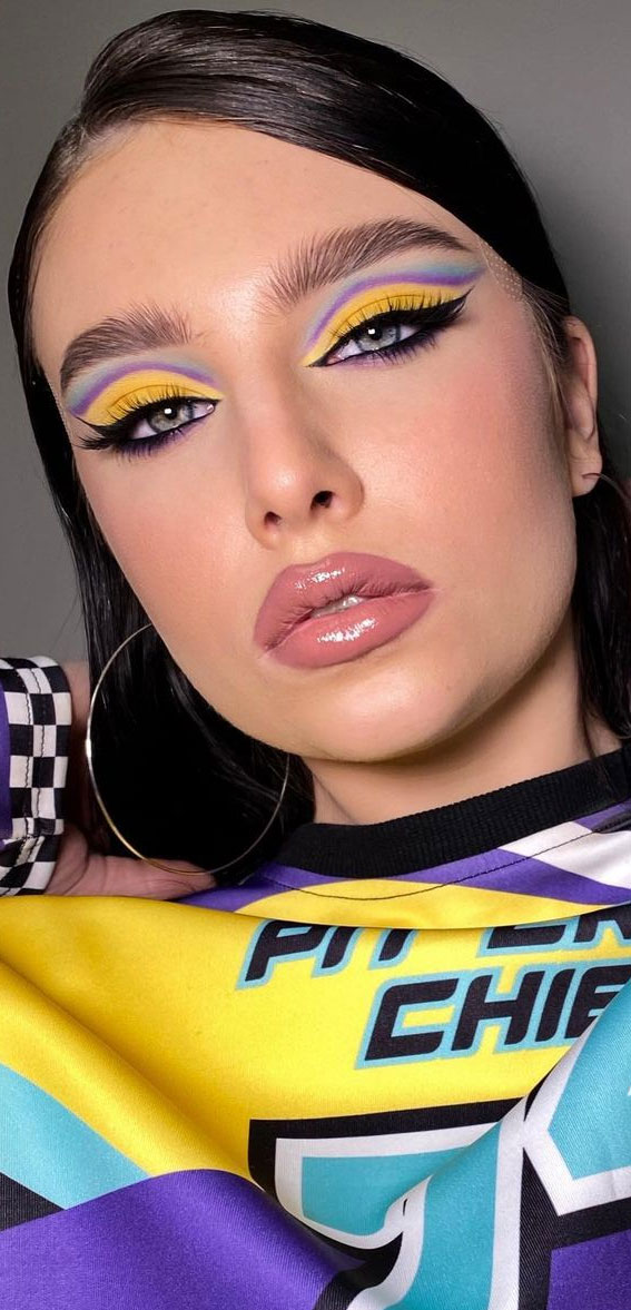 50 Gorgeous Makeup Trends to Try in 2022 : Purple and Yellow