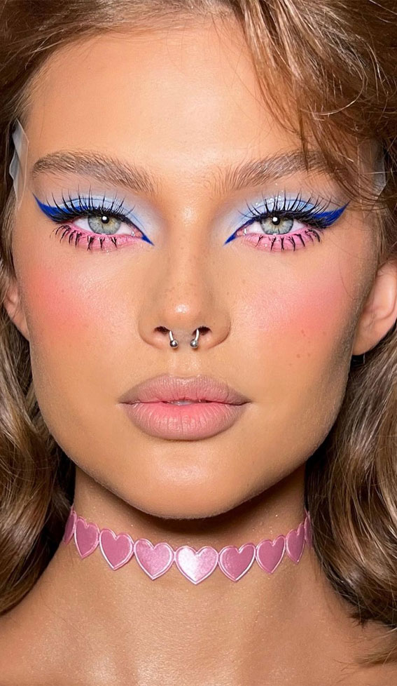 50 Gorgeous Makeup Trends to Try in 2022 : Square Diamond Face Makeup