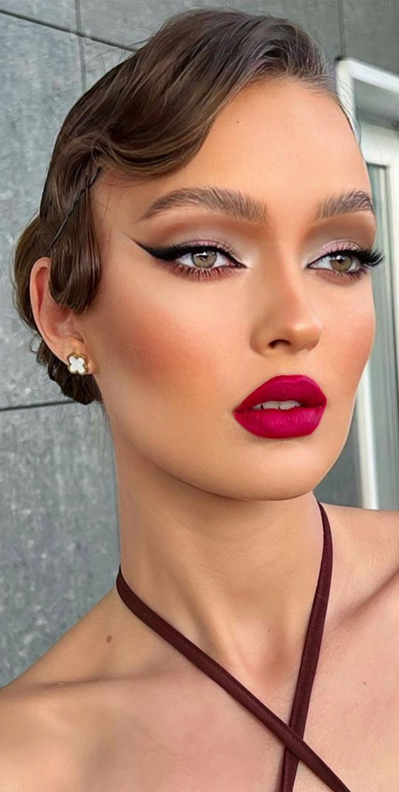 50 Gorgeous Makeup Trends to Try in 2022 : Vintage Glam Makeup