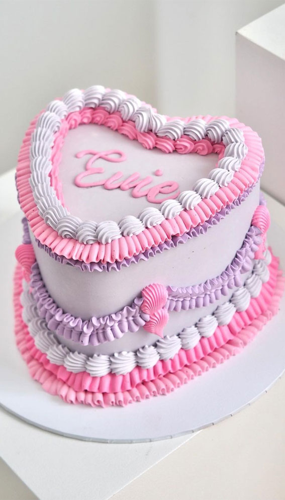 50 Cute Buttercream Cake Ideas for Any Occasion : Pink and Soft Purple Lambeth Cake