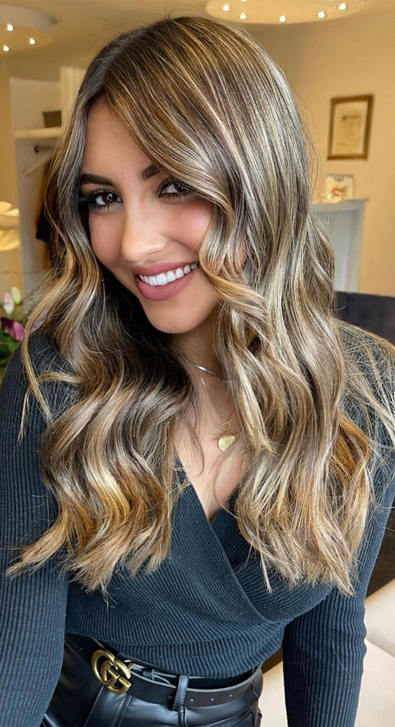50 Stunning Hair Colour Ideas to Rock in 2022 : Honey Blonde Highlights