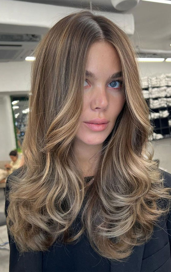 50 Stunning Hair Colour Ideas to Rock in 2022 : Natural Beige Layered Haircut