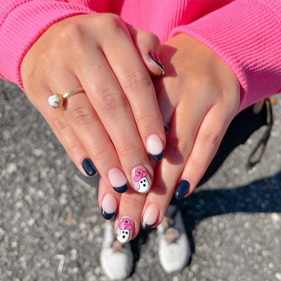 42 Best Halloween Nail Ideas in 2022 : Ghost Wear Hat + Blue French Tip Nails