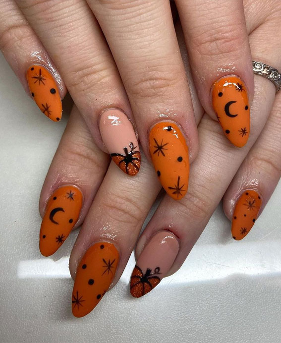30+ Spooky Halloween Nail Ideas : Glitter Pumpkin Tip + Pumpkin Spice Nails