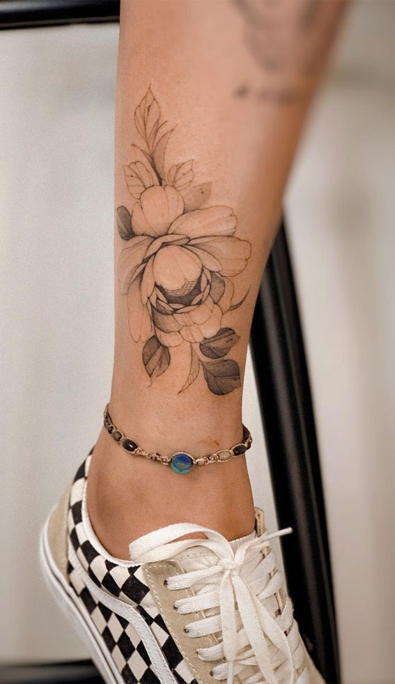 30+ Beautiful Flower Tattoo Ideas : Peony Tattoo on Leg